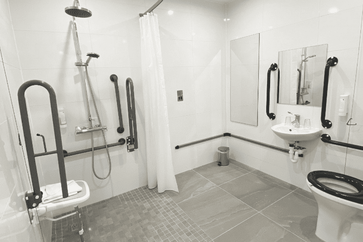 Accessible Room - Bathroom