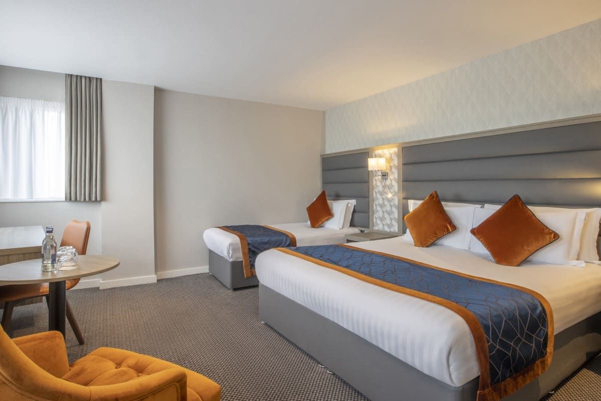 Triple Room